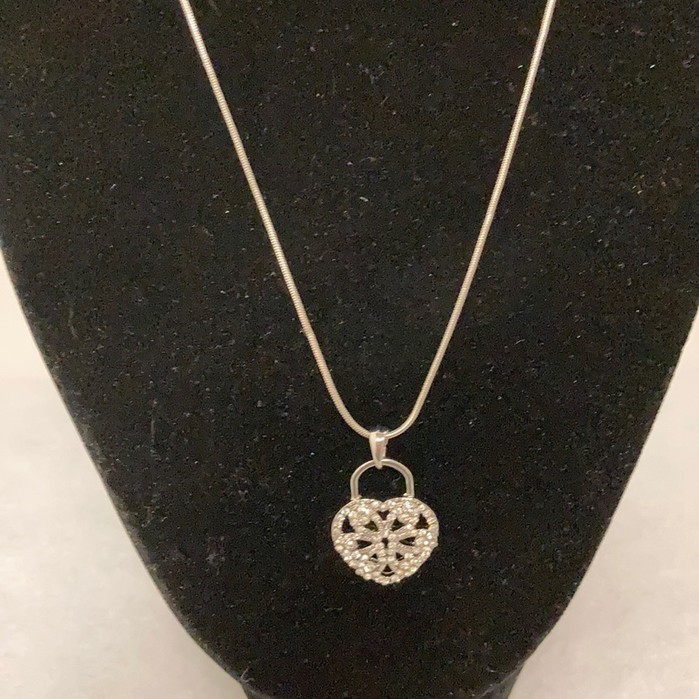 Locket heart pendant